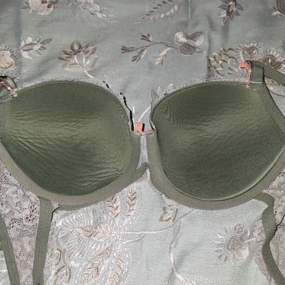 SOLD - Picture 9 of 10